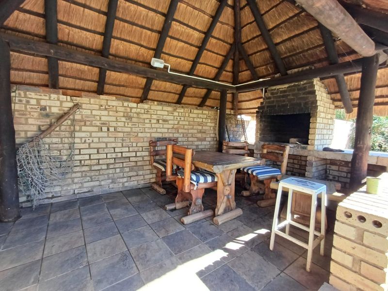 Prime Investment Opportunity: Thriving Guesthouse for Sale in Wilkoppies, Klerksdorp - Photo 9