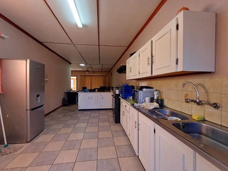 2-Bedroom Townhouse for Sale in Prime Stilfontein Ext 4 Location - Photo 5