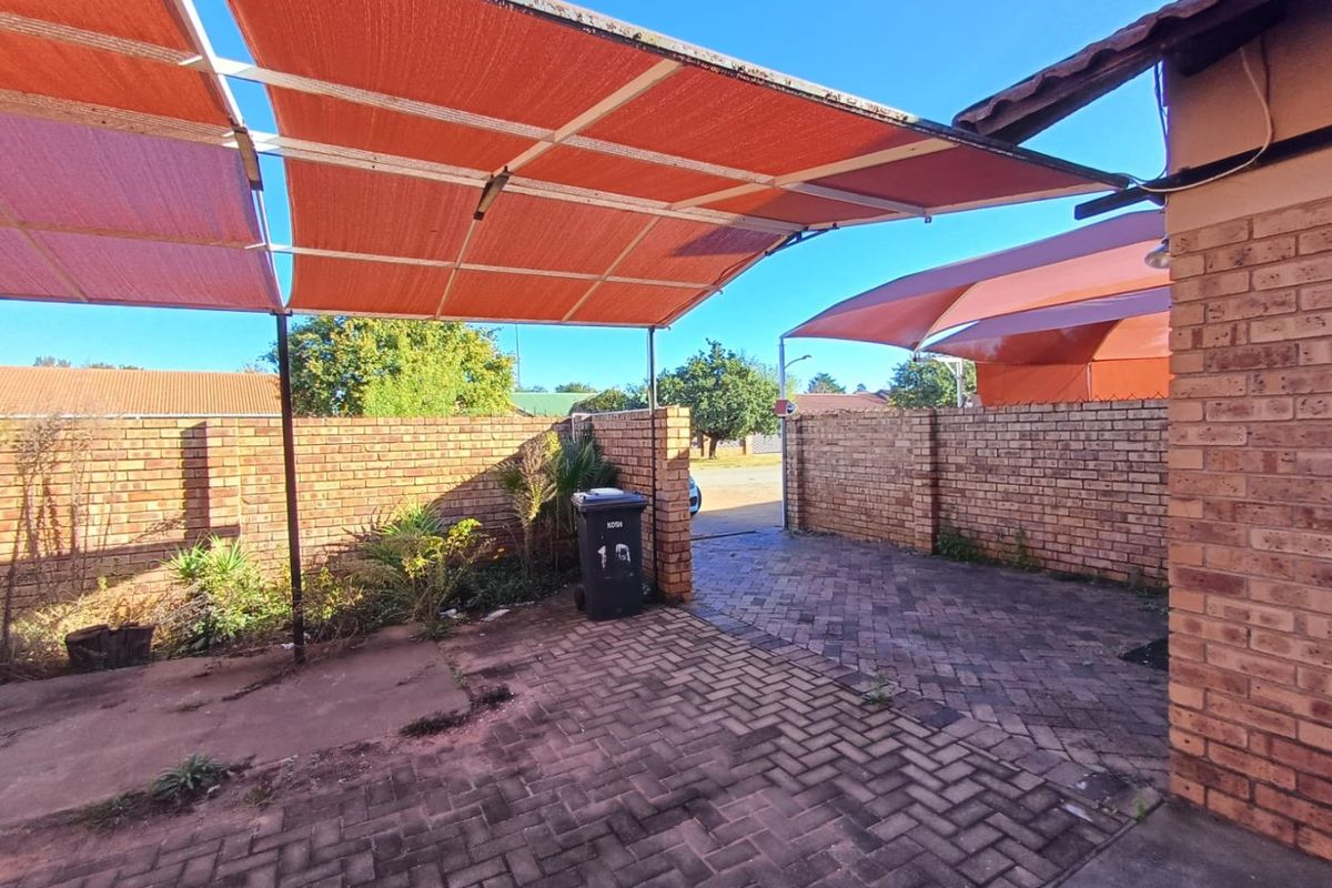 2-Bedroom Townhouse for Sale in Prime Stilfontein Ext 4 Location - Photo 4