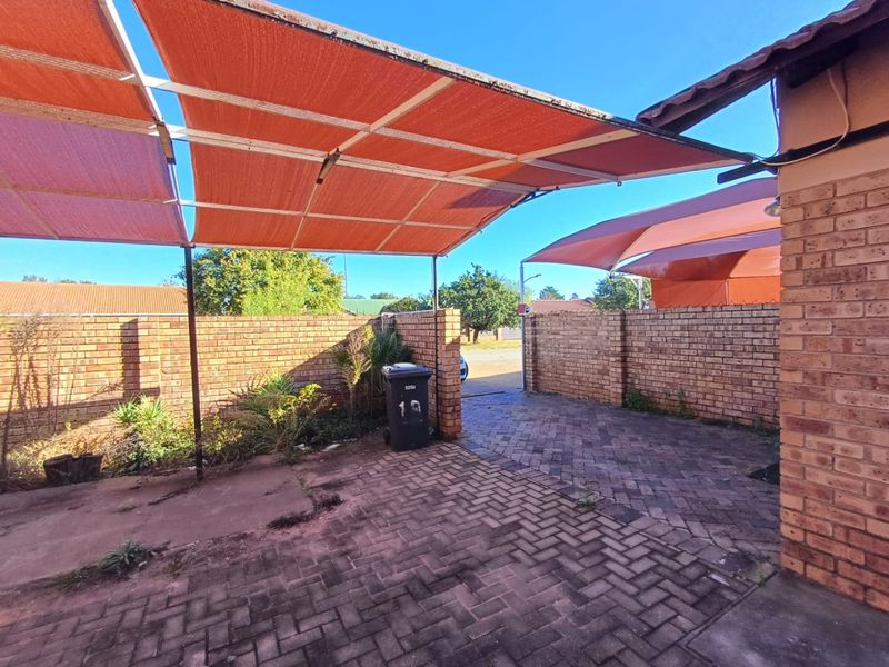 2-Bedroom Townhouse for Sale in Prime Stilfontein Ext 4 Location - Photo 4