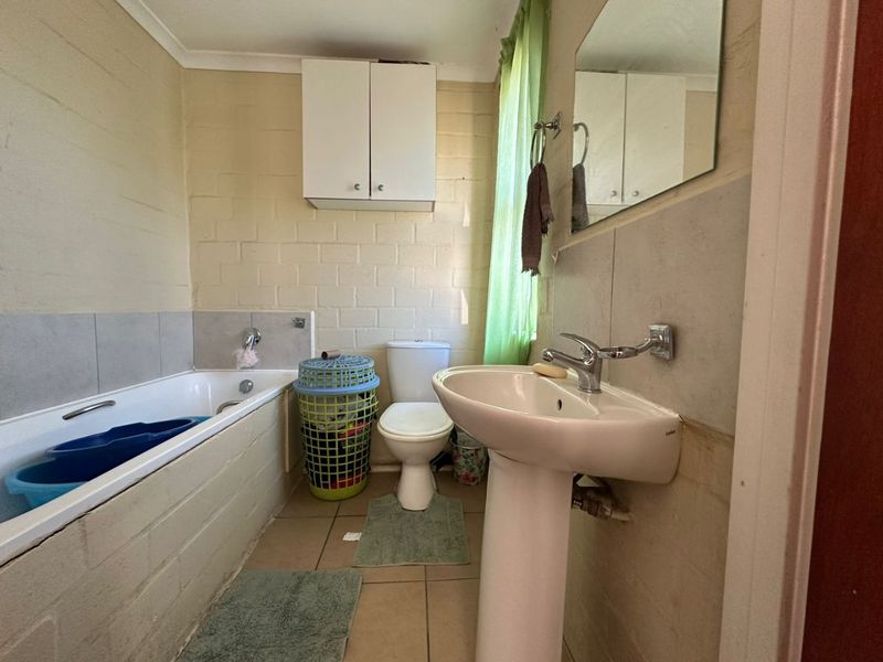 Charming 2 Bedroom House For sale in Fountain Head       EXCLUSIVE SOLE MANDATE!!!!!!! - Photo 9