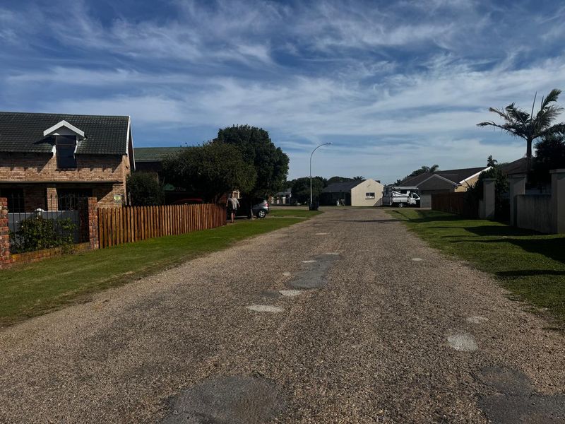 Prime Vacant Land for Sale – Tranquil Coastal Living Awaits - Photo 4