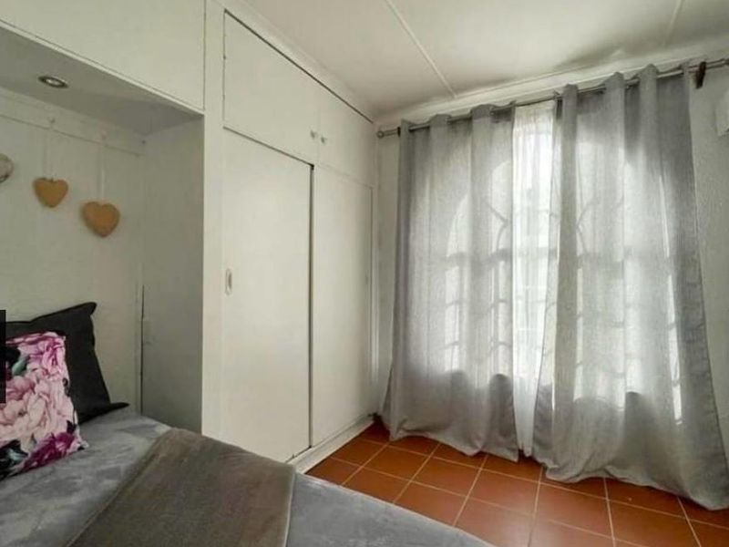 Charming 2-Bedroom Townhouse in Tranquil Aston Bay  - Photo 8