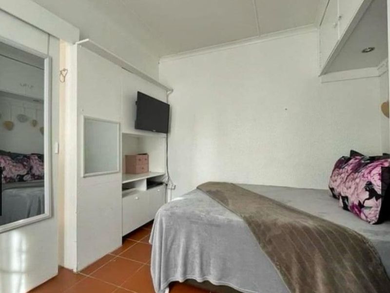 Charming 2-Bedroom Townhouse in Tranquil Aston Bay  - Photo 7