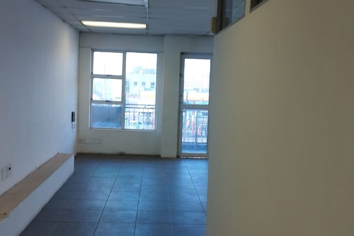 4 Offices for Rent - Photo 2