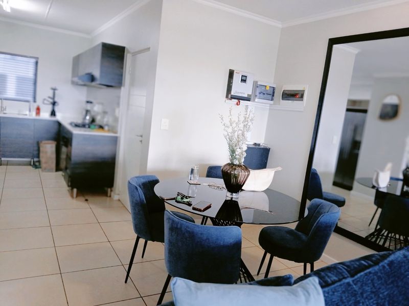 Top-Floor 2-Bed Gem with 2 Balconies & Inverter Backup - Photo 5