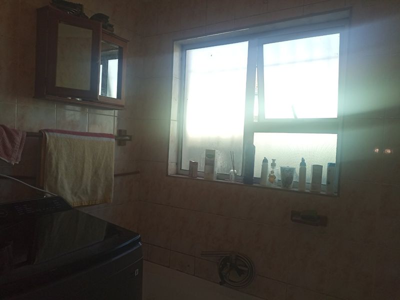 Charming 2-bedroom house for sale in Fountain Village, Blue Downs.   EXCLUSIVE SOLE MANDATE!!!!!!!!!!! - Photo 7