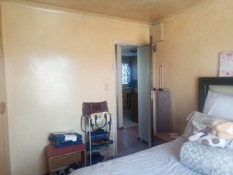 Charming 2-bedroom house for sale in Fountain Village, Blue Downs.   EXCLUSIVE SOLE MANDATE!!!!!!!!!!! - Photo 3