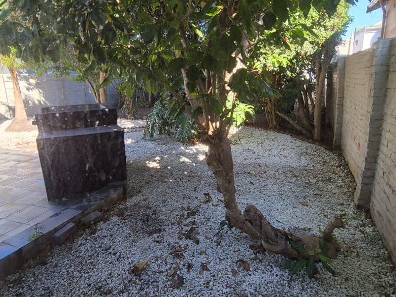 Freshly renovated and modernised  - Photo 9