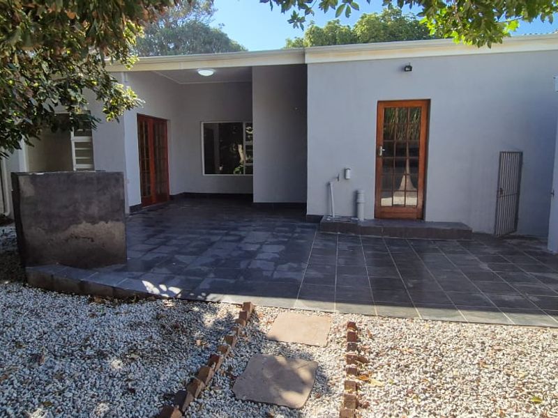 Freshly renovated and modernised  - Photo 5