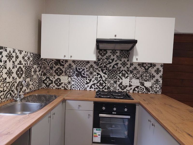 2 Bedroom Garden Unit in Douglasdale - Photo 7