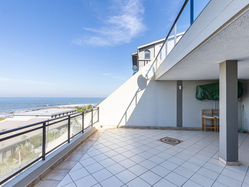 Expansive First Floor Apartment With Sea Views - Photo 1