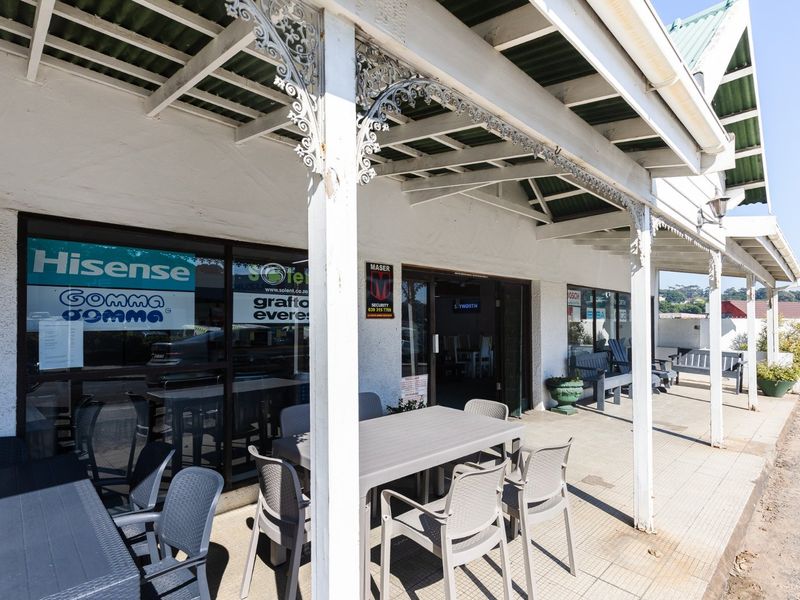 Exceptional Opportunity: Prime Three-Story Commercial Building With High Visibility  - Photo 3