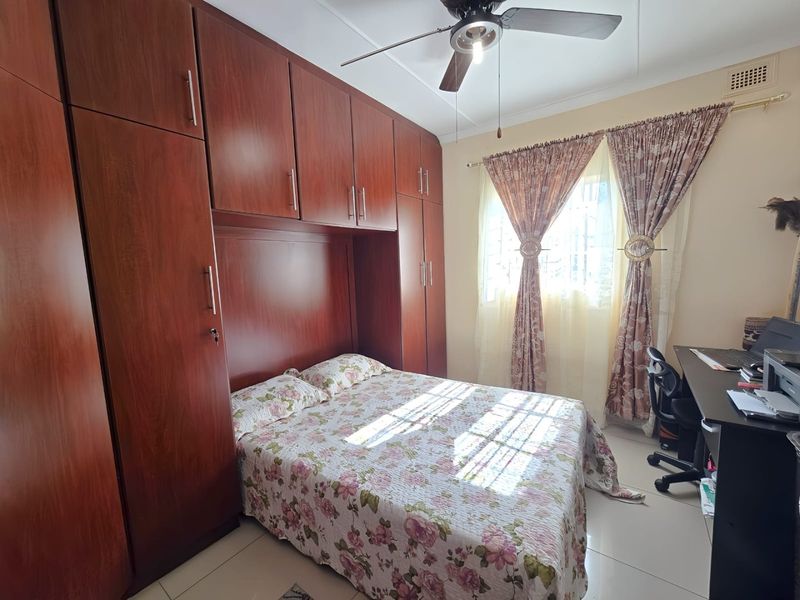 A Peaceful Place to Call Home - Photo 4