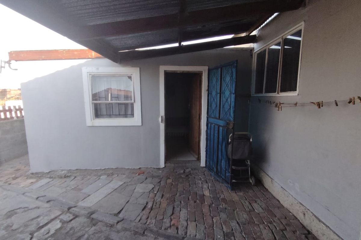 2 Bed House in Wesbank for Sale - Photo 4