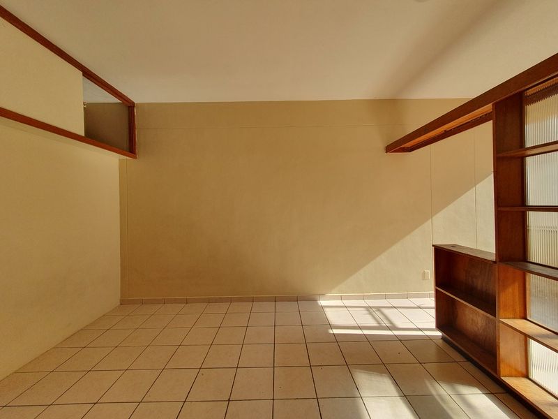 NEWLY RENOVATED BATCHELOR FLAT FOR SALE IN THE POPULAR BLOCK CHEBEMA - Photo 7