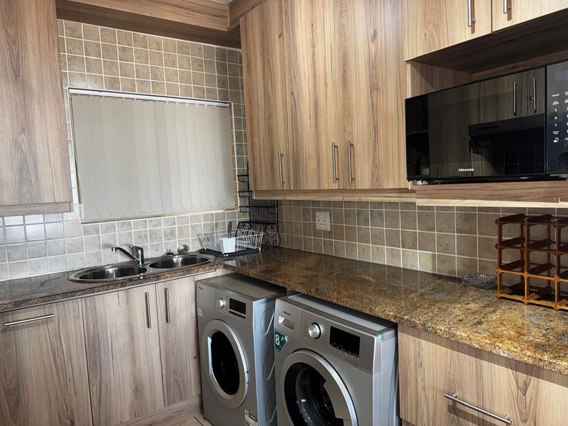 Beachfront Bliss in Jeffreys Bay! - Photo 7