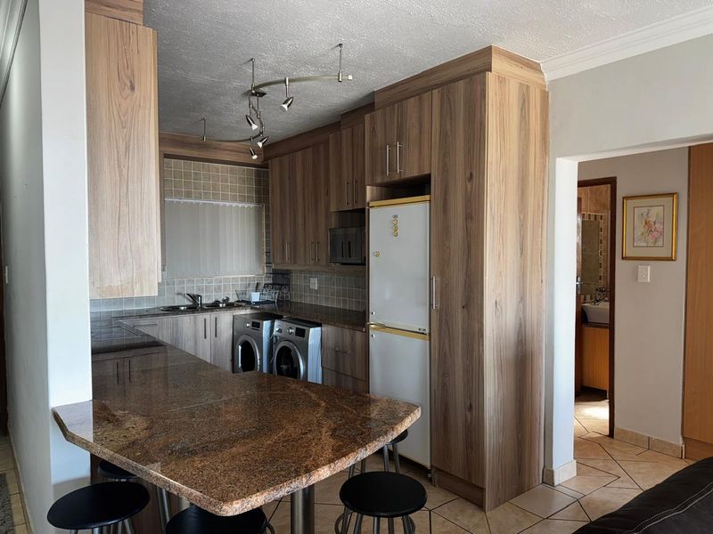 Beachfront Bliss in Jeffreys Bay! - Photo 6