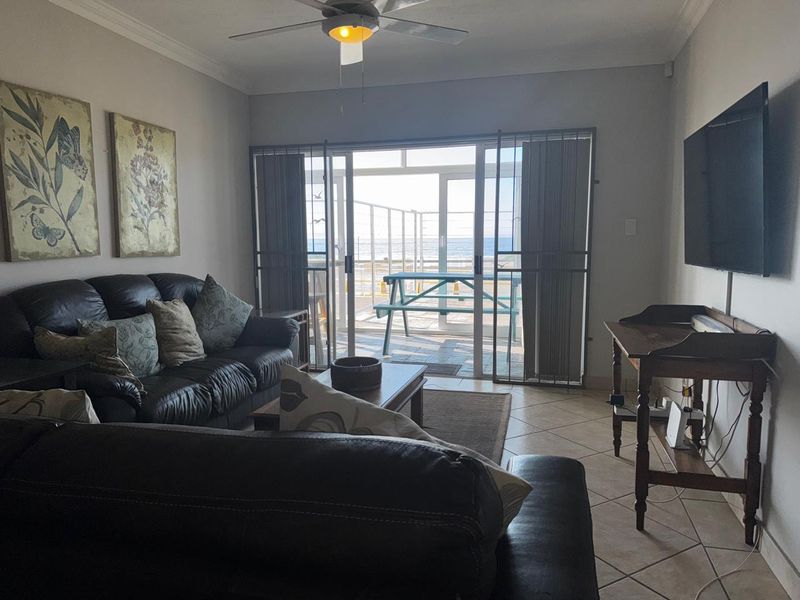 Beachfront Bliss in Jeffreys Bay! - Photo 2