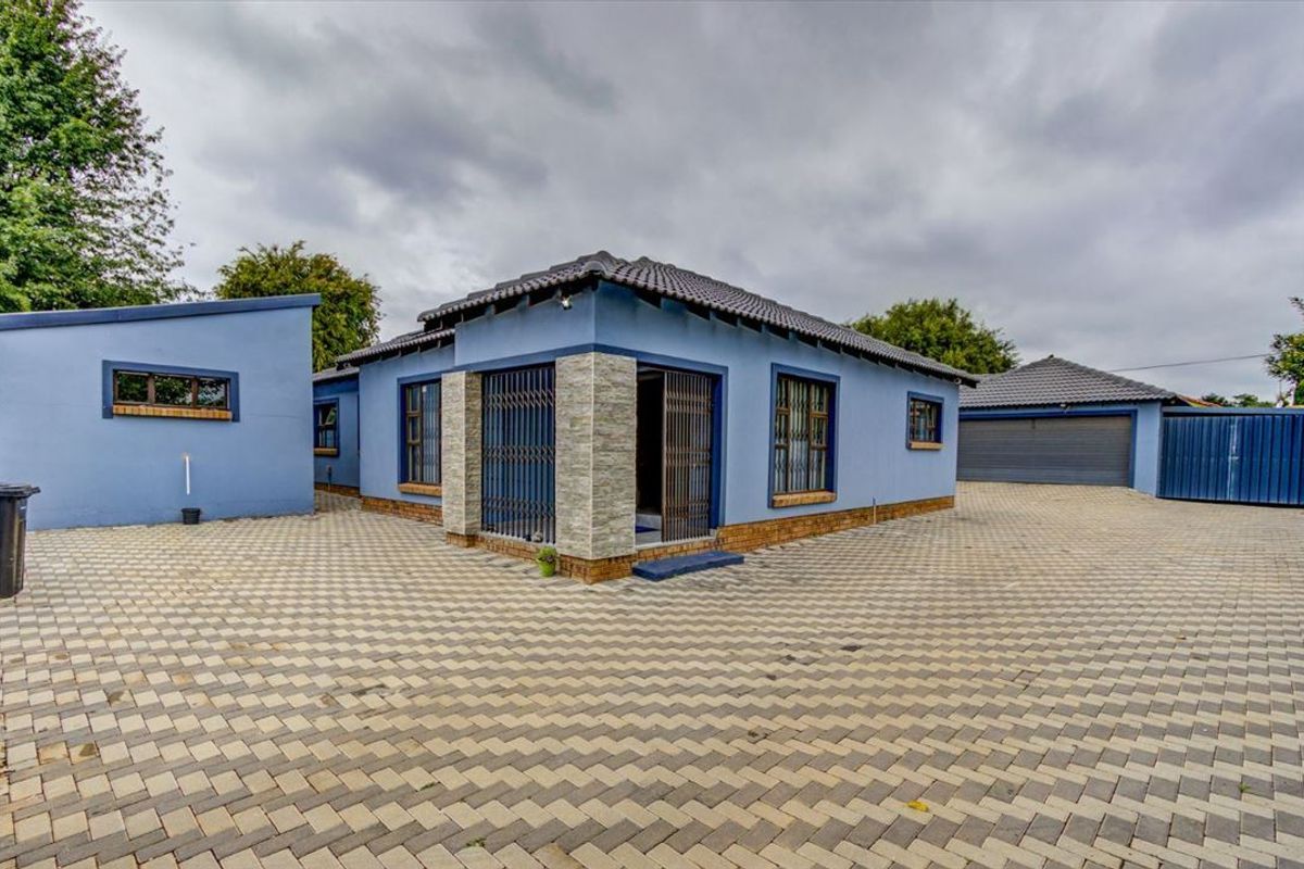 Spacious and Well-Equipped Family Home - Photo 3