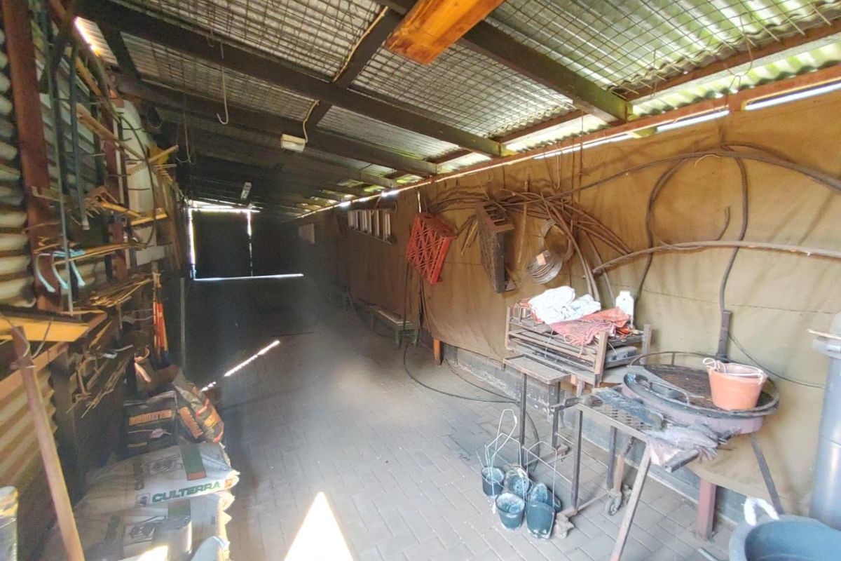 Immaculate 4-Bedroom Home in the Heart of Capital Park – Deceased Estate - Photo 5