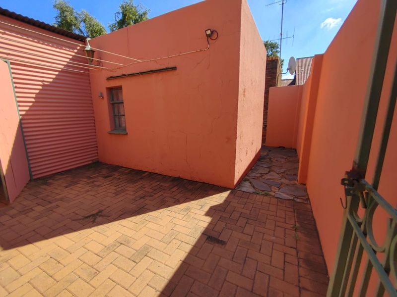 Immaculate 4-Bedroom Home in the Heart of Capital Park – Deceased Estate - Photo 6