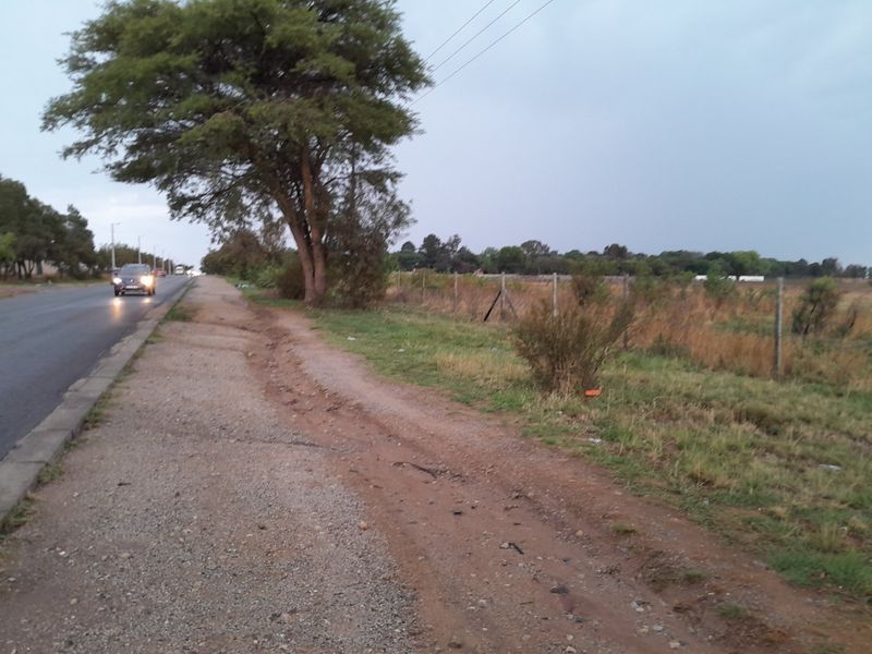 2500 SQUARE METERS VACANT LAND PROPERTY FOR RENT - Photo 2