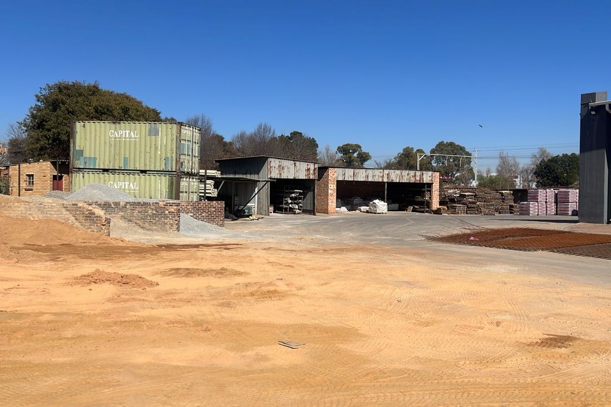 15000 SQUARE METERS MIXED USE RE-ZONED PROPERTY DEVELOPMENT LAND & COMMERCIAL BUSINESS PROPERTY FOR SALE - Photo 3