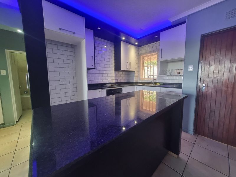 Priced to Sell at R695 000 – Don’t Delay! - Photo 4