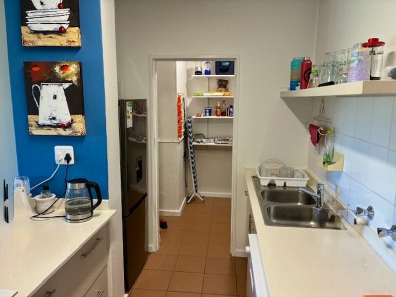 Spacious 3-Bedroom Apartment in Sought-After Goose Valley Golf Estate - Photo 8