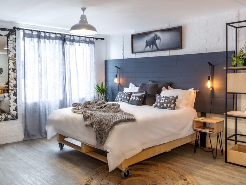 Modern Industrial Charm in the Heart of Salt River - Photo 7