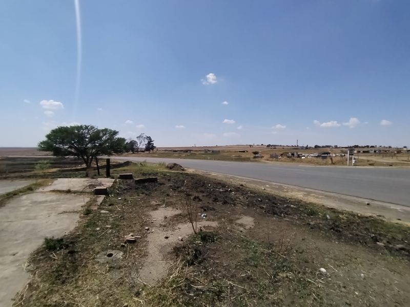 Vacant Land For Sale in Devon - Photo 4