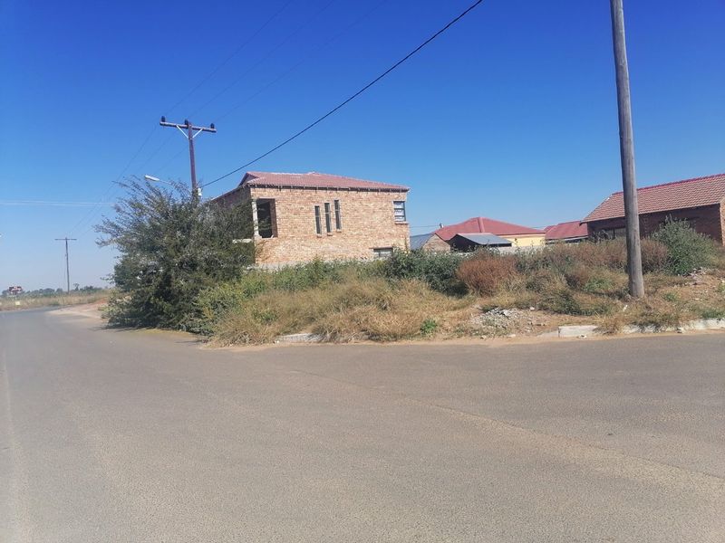 Build Your Dream Home on this Big Corner Stand in Mandela View, Bloemfontein - Photo 2