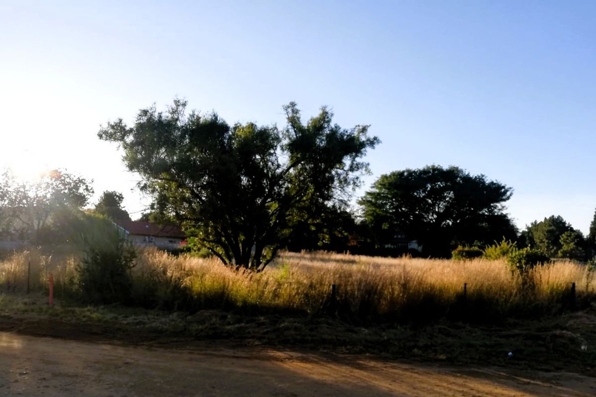 Large Stand with Water Views – Ready to Build in Deneysville - Photo 2