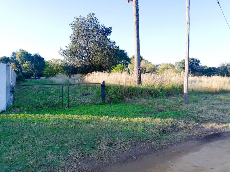 Large Stand with Water Views – Ready to Build in Deneysville - Photo 3