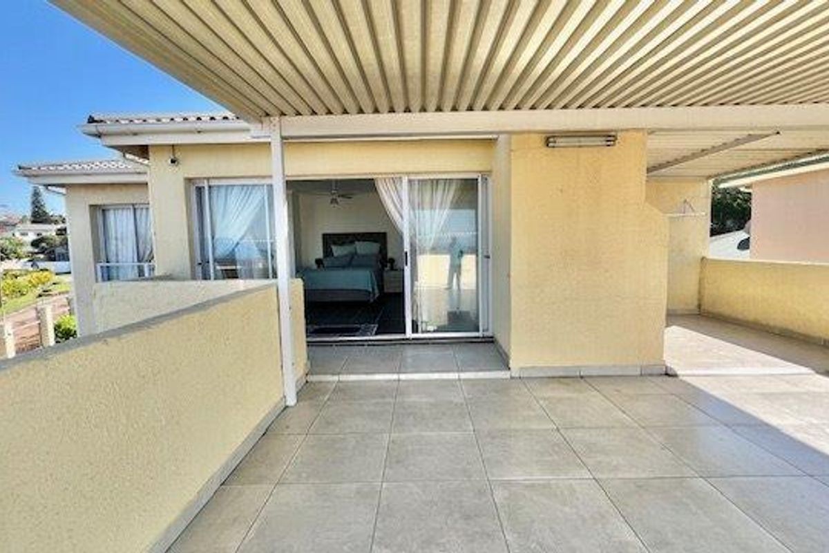 Spacious 5-Bedroom Home with Stunning Sea Views – St Michaels On Sea - Photo 5