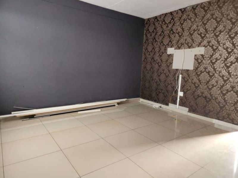 3-Bedroom Semi-Detached Duplex for Sale — Great Value & Convenient Location! - Photo 8