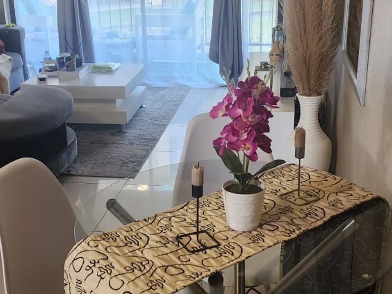 LOOKING FOR RENTAL IN MIDRAND? LOOK NO FURTHER........... - Photo 10