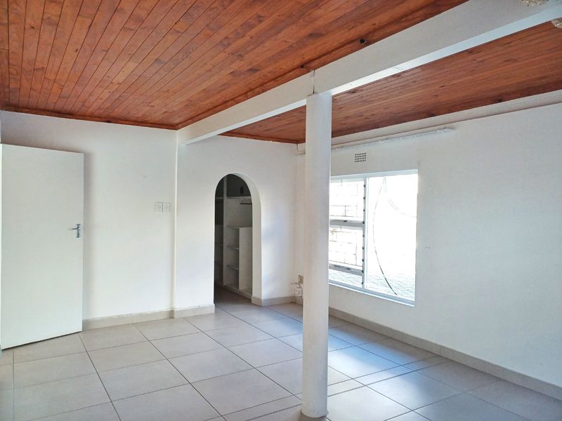 Charming 3 Bedroom Coastal Family Home in Tergniet - Photo 6