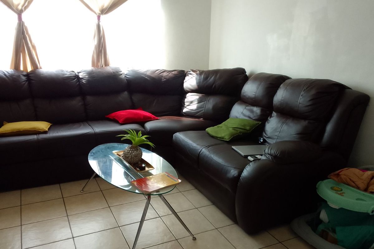 This unit boasts a prime location in Edenvale - Photo 3