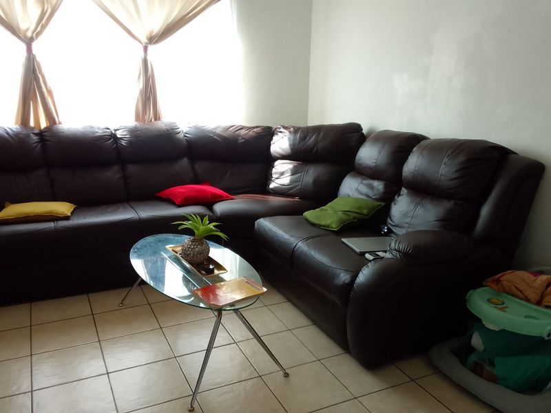 This unit boasts a prime location in Edenvale - Photo 3