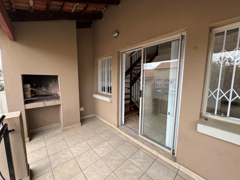 UNBELIEVABLE GLEN MARAIS GEM! - Photo 10