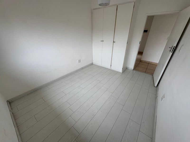 UNBELIEVABLE GLEN MARAIS GEM! - Photo 4