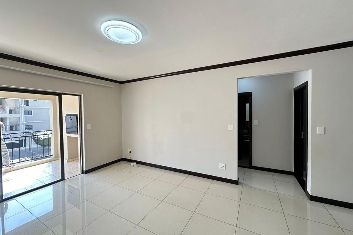2 Bedroom 1 Bathroom Apartment for Sale. - Photo 5