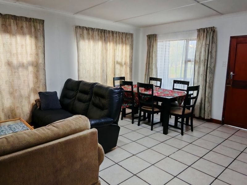 Charming 2-Bedroom Cottage with Park & River Views – Ideal Holiday or Forever Home!  - Photo 8