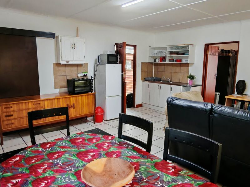 Charming 2-Bedroom Cottage with Park & River Views – Ideal Holiday or Forever Home!  - Photo 7