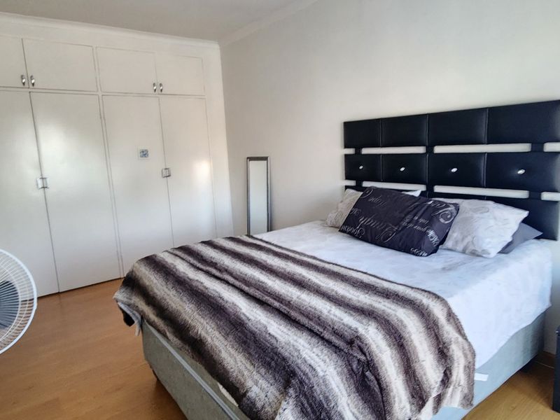 Modern 3-Bedroom Duplex for Sale in Eldoraigne - Photo 10