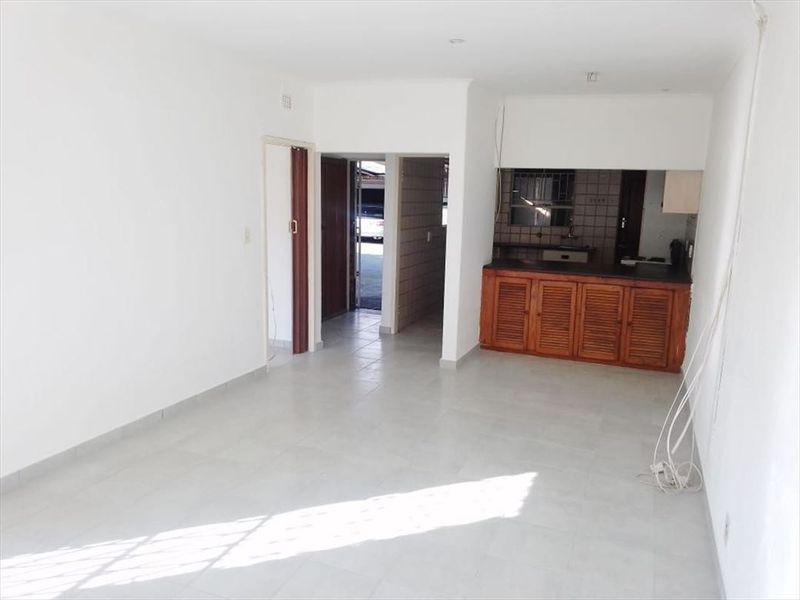 Cozy Starter Home with Pool - Photo 2