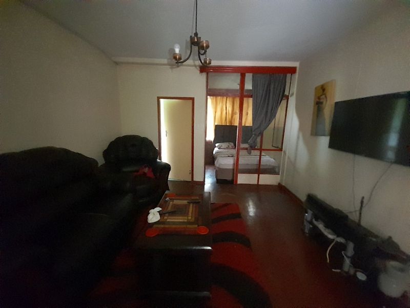 BACHELOR FOR SALE IN PRETORIA CENTRAL - Photo 6