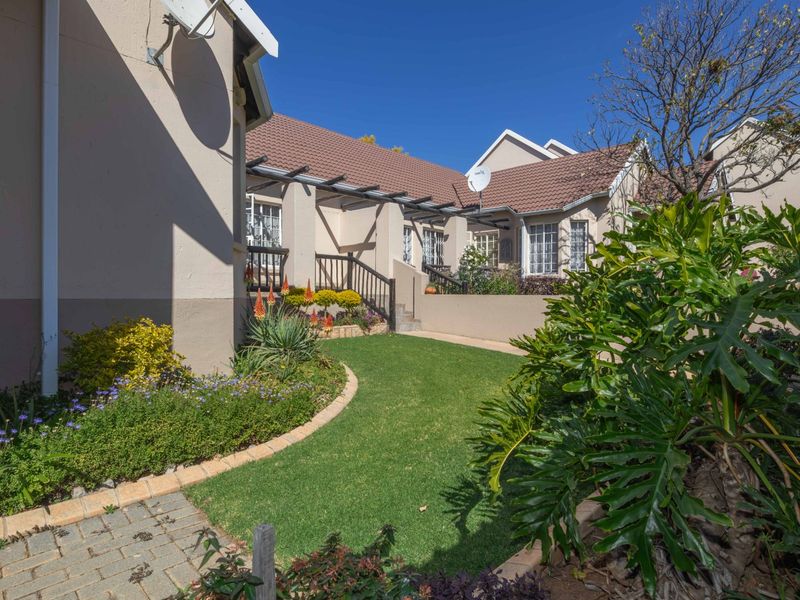 Stylish. Serene. Secure. - Photo 3